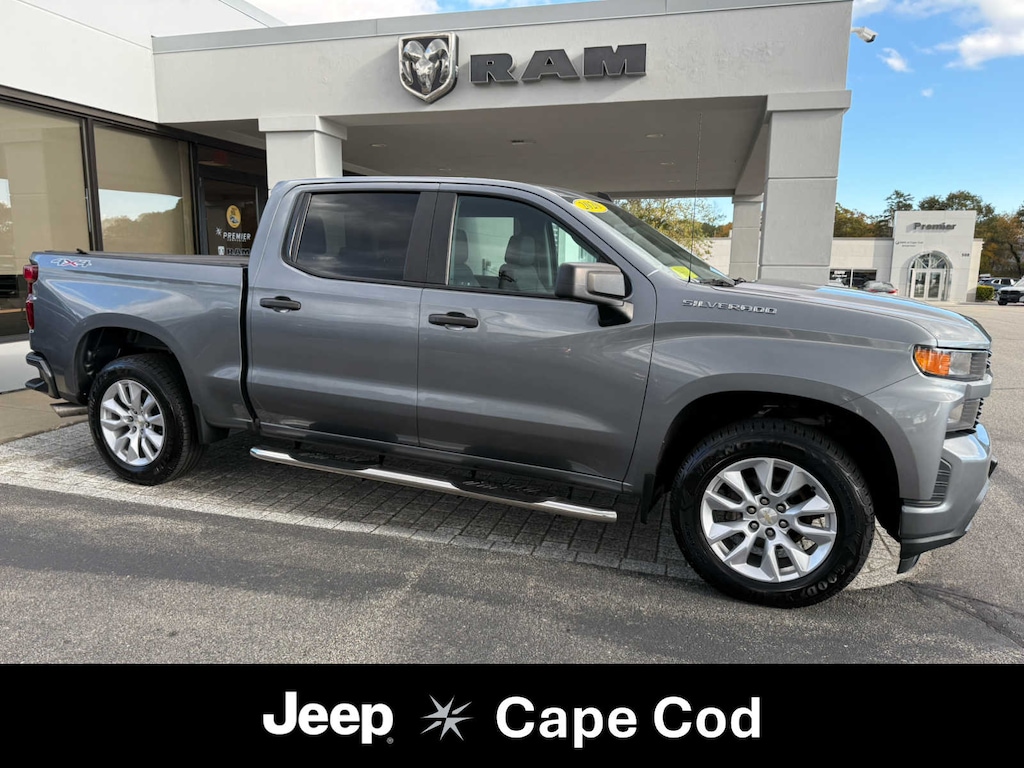 Used 2020 Chevrolet Silverado 1500 Custom 4WD Crew Cab 147 Truck Crew Cab