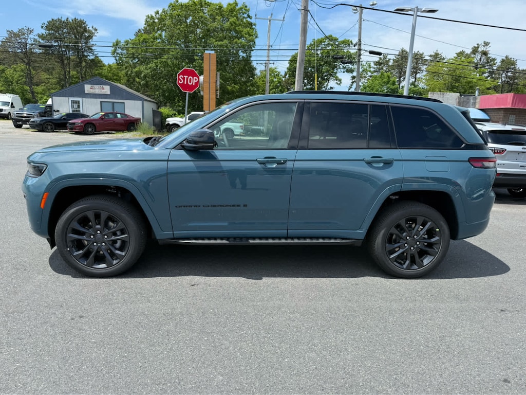 New 2026 Jeep Grand Cherokee LIMITED RESERVE 4X4 Sport Utility