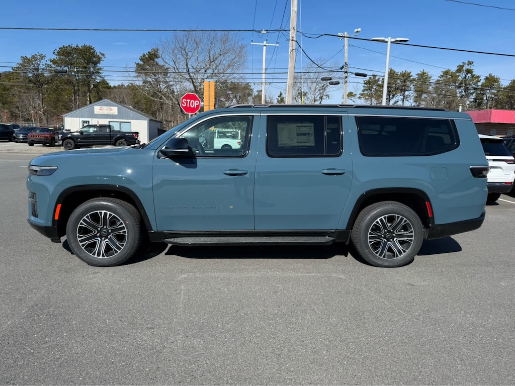 New 2026 Jeep Grand Wagoneer L 4X4 Sport Utility