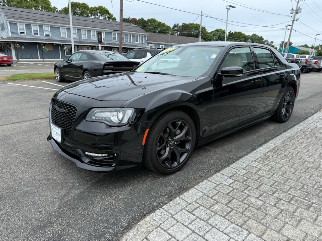 Used 2022 Chrysler 300 Touring L Sedan
