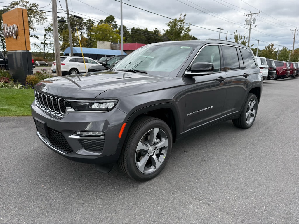 New 2025 Jeep Grand Cherokee LIMITED 4X4 Sport Utility