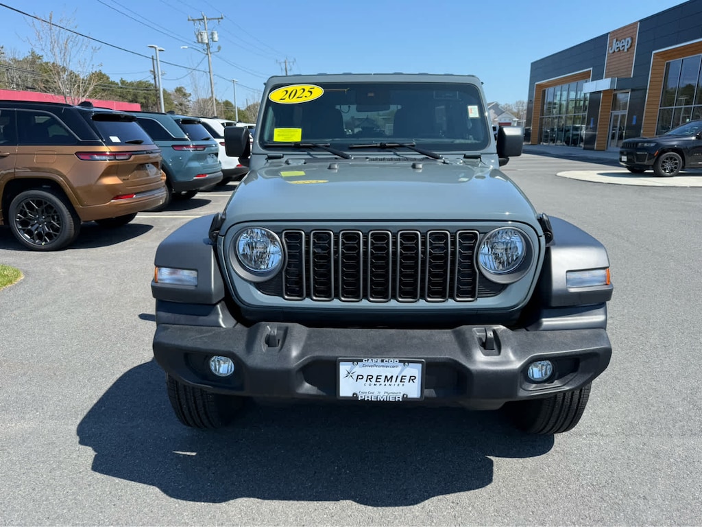 Used 2025 Jeep Wrangler Sport S SUV