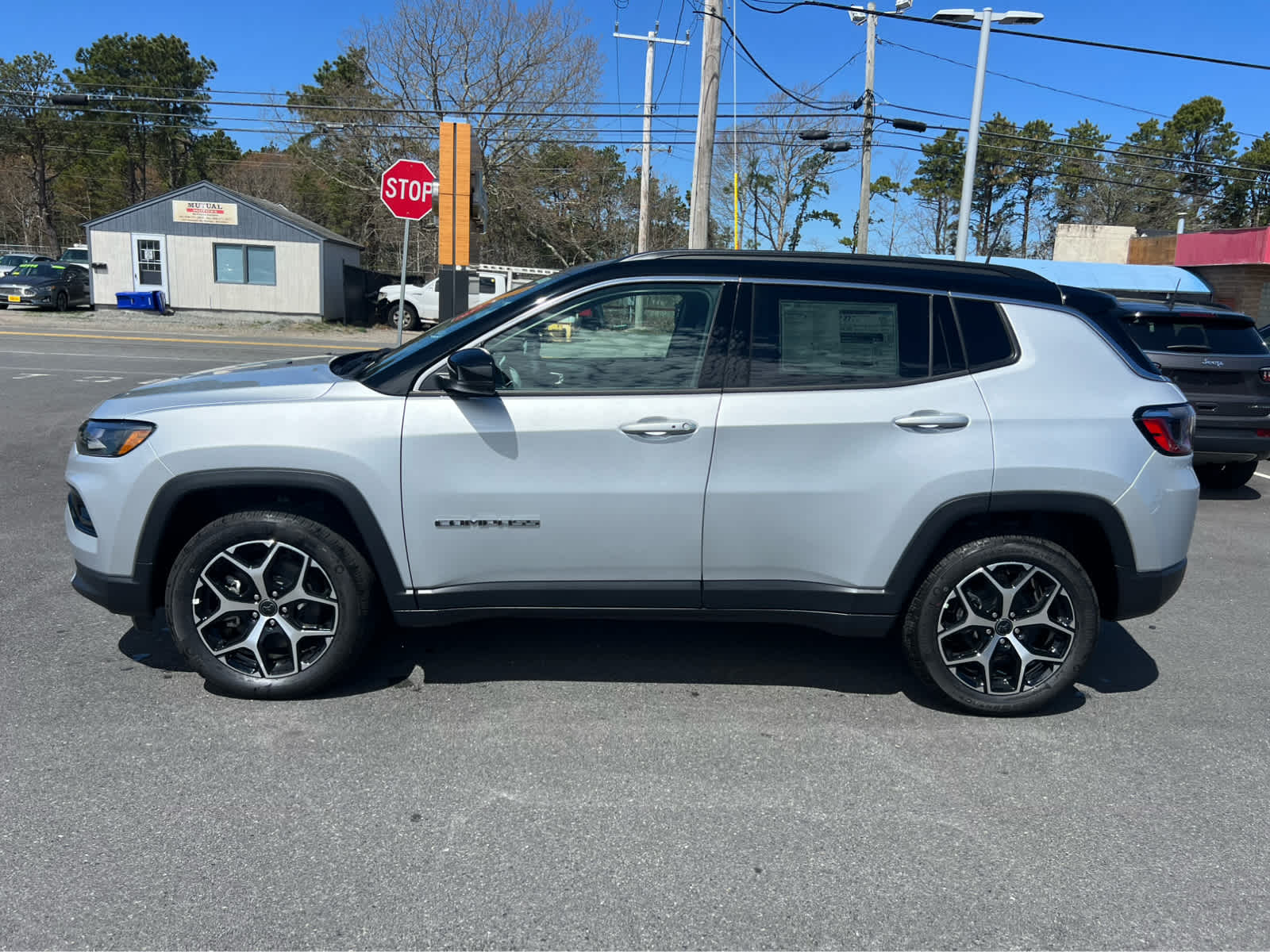 2025 Jeep Compass Limited photo 4