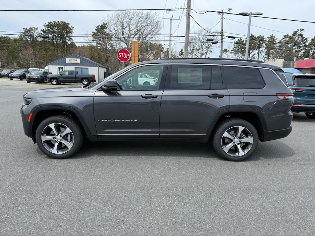 New 2026 Jeep Grand Cherokee L LIMITED 4X4 Sport Utility