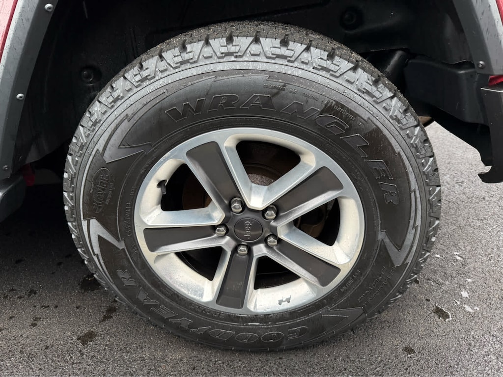 Used 2021 Jeep Wrangler Unlimited Sahara SUV