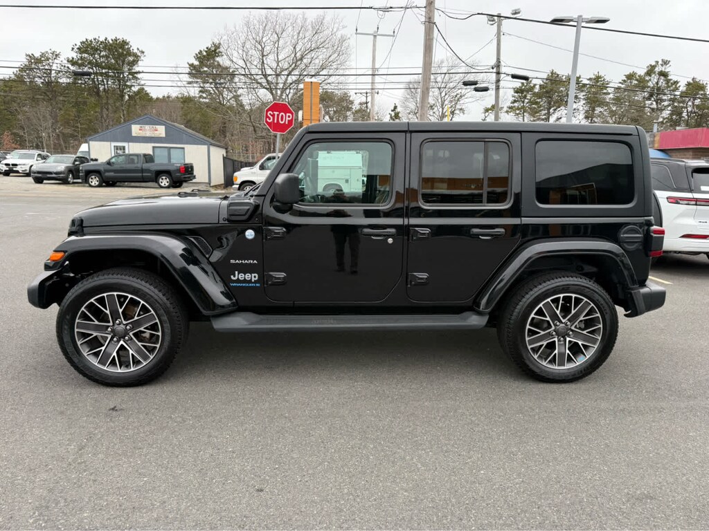 Used 2023 Jeep Wrangler 4xe Sahara SUV