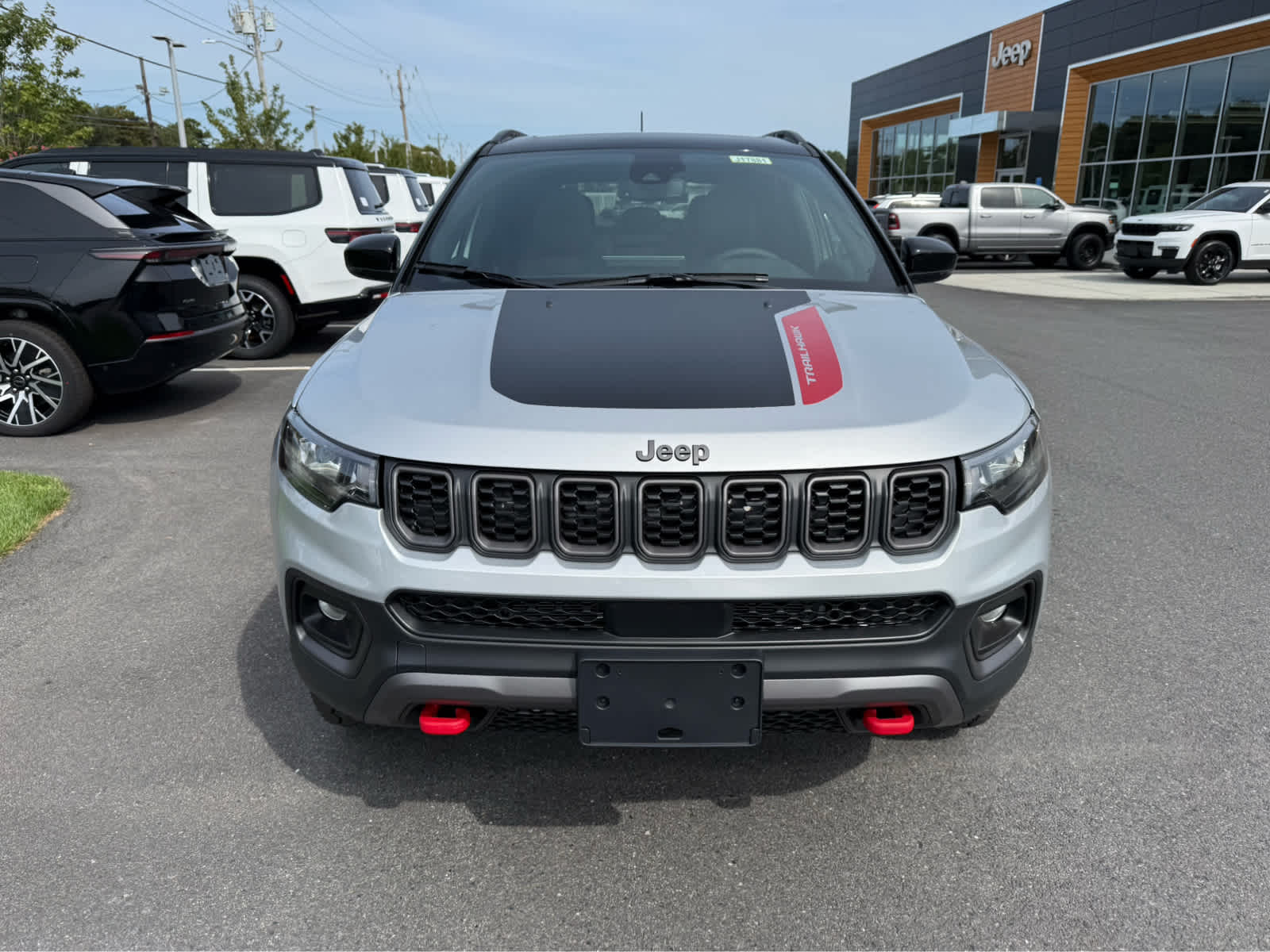 2026 Jeep Compass Trailhawk Sport photo 2