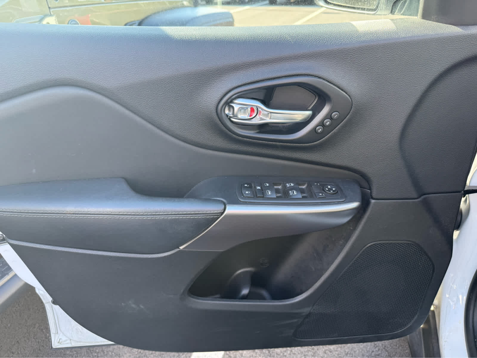 2021 Jeep Cherokee Limited photo 4