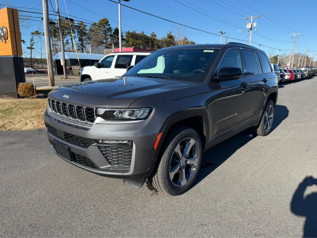 New 2026 Jeep Grand Cherokee LIMITED 4X4 Sport Utility