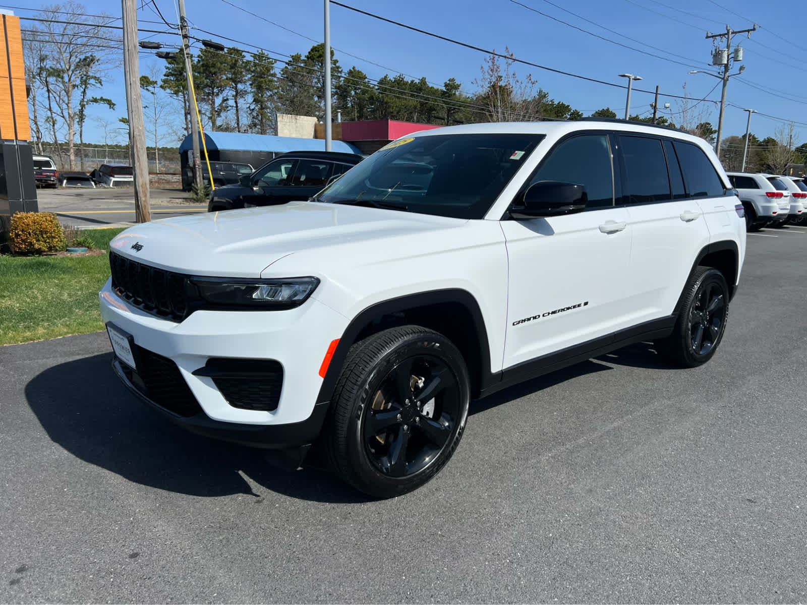 2025 Jeep Grand Cherokee Altitude X photo 3