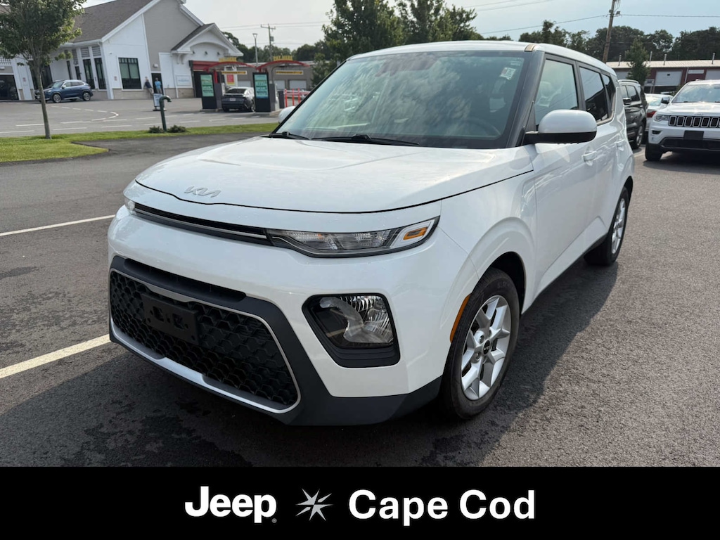 Used 2022 Kia Soul LX Hatchback