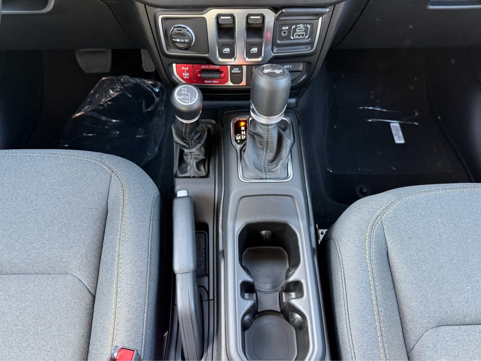 2026 Jeep Wrangler 2-Door Willys - Photo 23