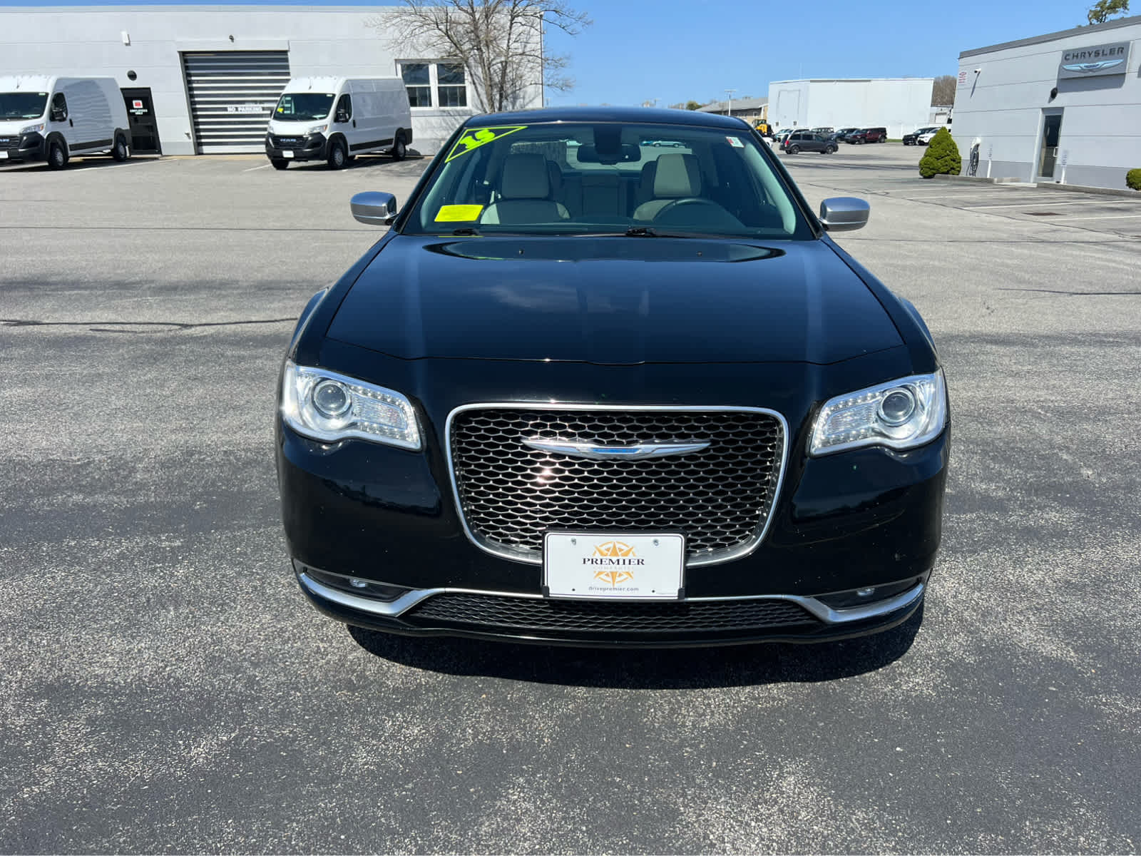 2015 Chrysler 300 C Platinum photo 2