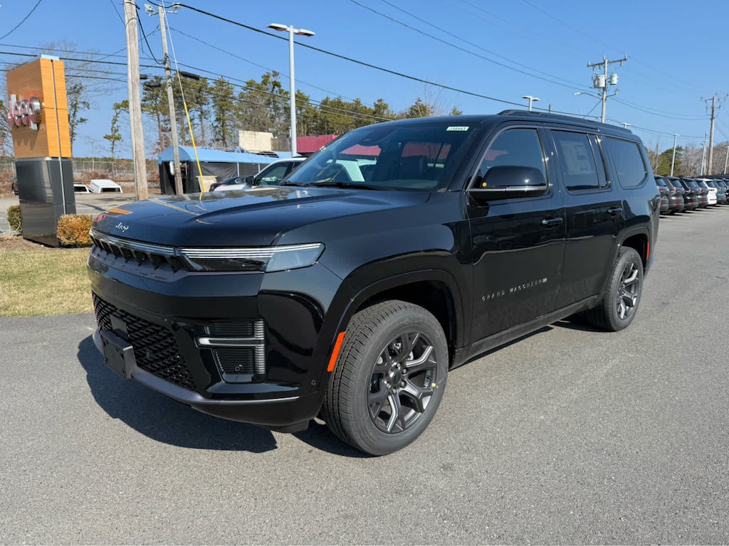 New 2026 Jeep Grand Wagoneer LIMITED ALTITUDE 4X4 Sport Utility