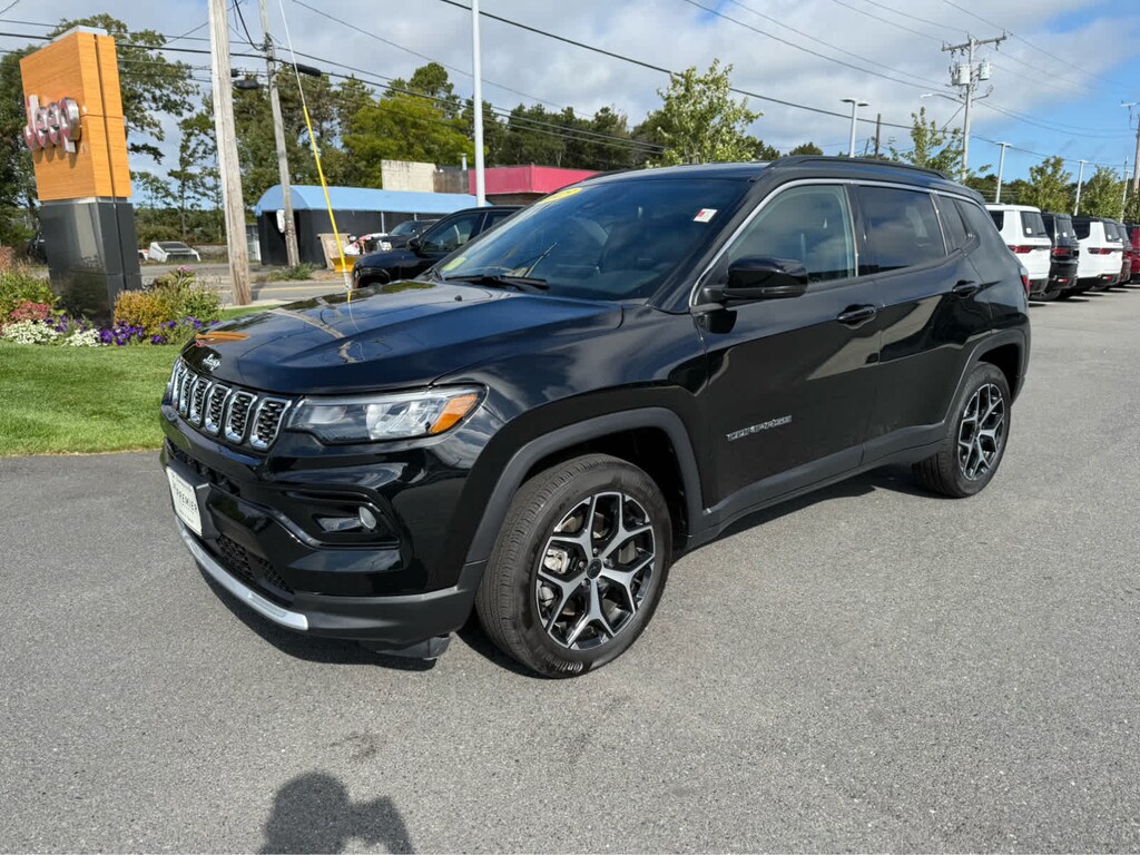 Used 2025 Jeep Compass Limited SUV