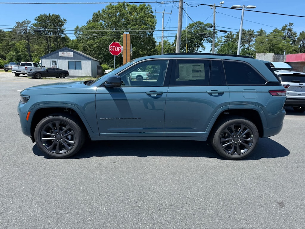 New 2026 Jeep Grand Cherokee LIMITED RESERVE 4X4 Sport Utility