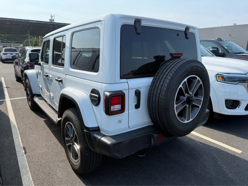Used 2023 Jeep Wrangler Sahara SUV