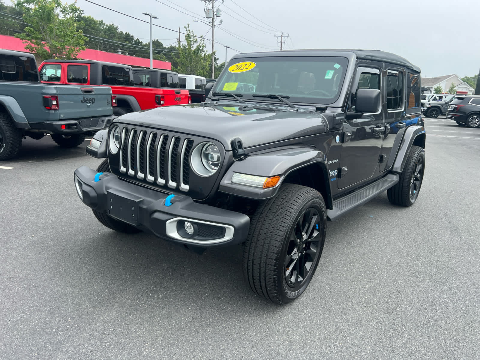 2022 Jeep Wrangler 4xe Unlimited Sahara photo 3