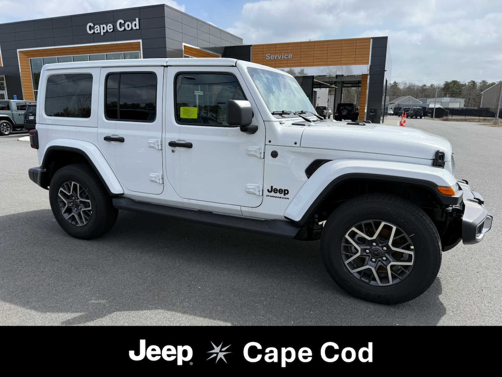 New 2026 Jeep Wrangler 4-DOOR SAHARA Sport Utility