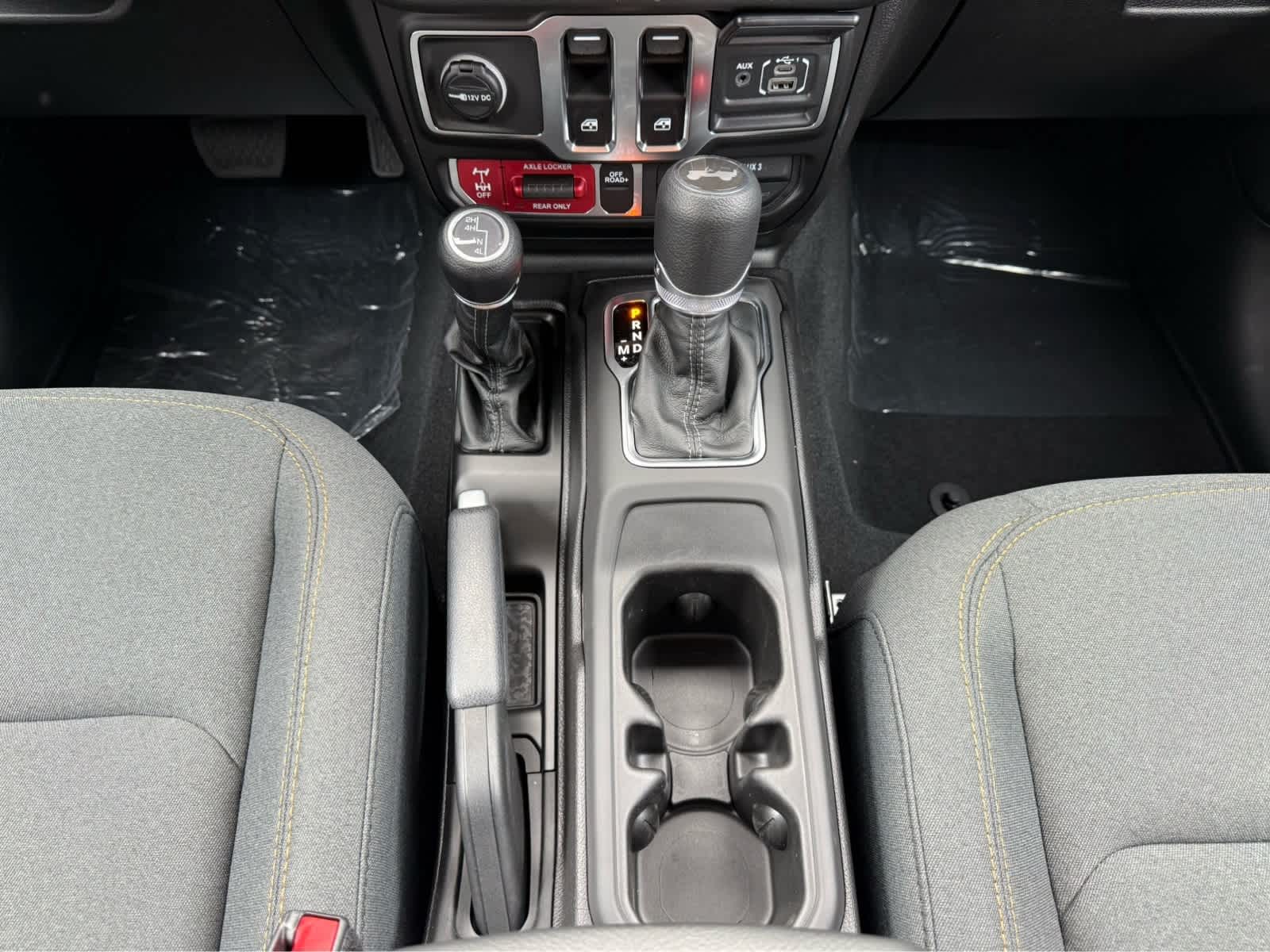 2026 Jeep Wrangler 2-Door Willys - Photo 23