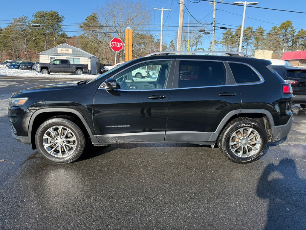 Used 2019 Jeep Cherokee Latitude Plus SUV