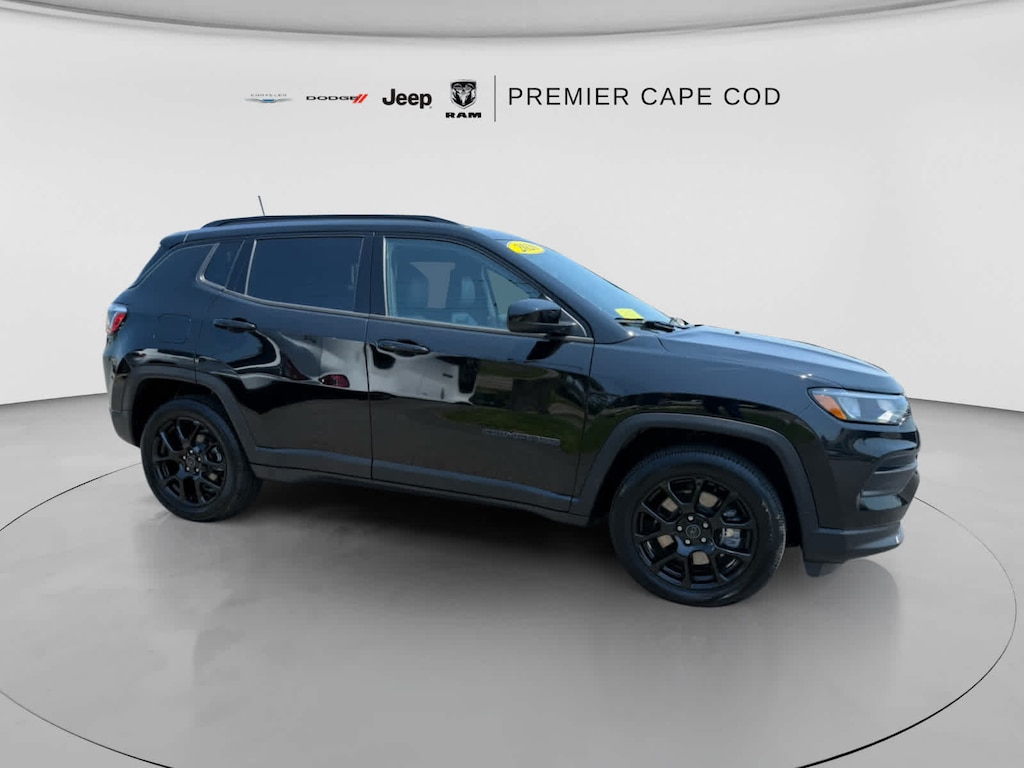 Used 2026 Jeep Compass Latitude SUV