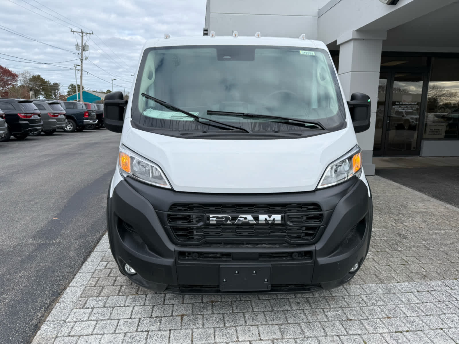 2026 Ram ProMaster 1500 Tradesman Cargo Van photo 3