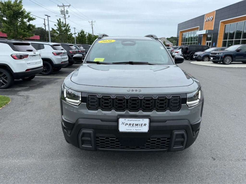 Used 2026 Jeep Cherokee Laredo SUV