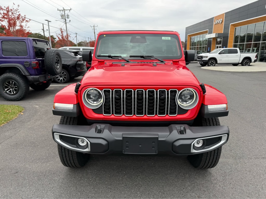 New 2026 Jeep Wrangler 4-DOOR SAHARA Sport Utility