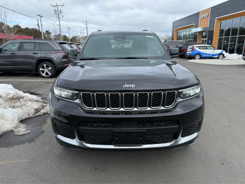 New 2026 Jeep Grand Cherokee L LAREDO X 4X4 Sport Utility