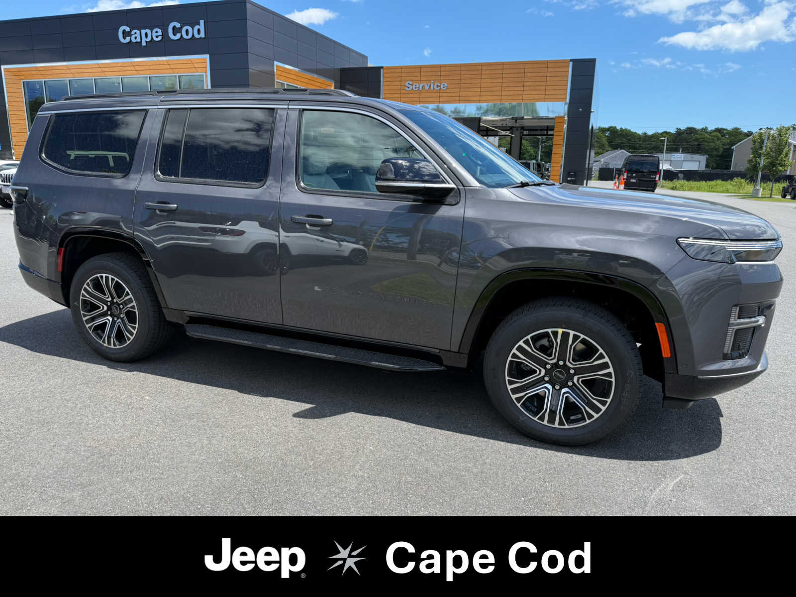 2026 Jeep Grand Wagoneer Base