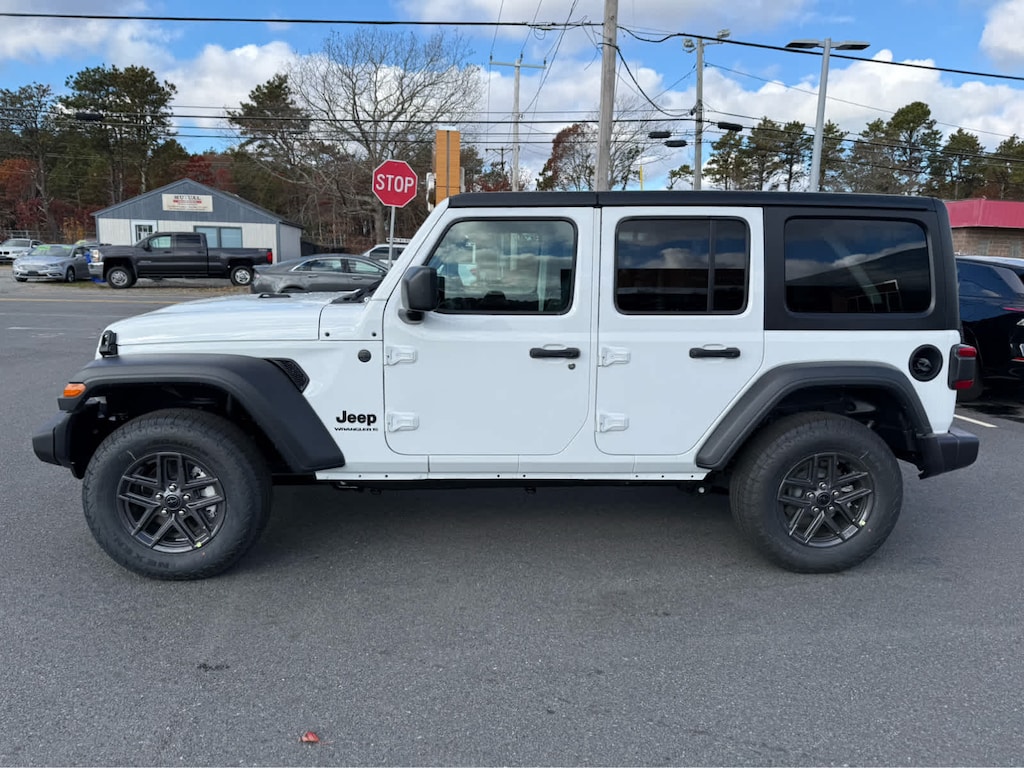 New 2026 Jeep Wrangler 4-DOOR SPORT S Sport Utility