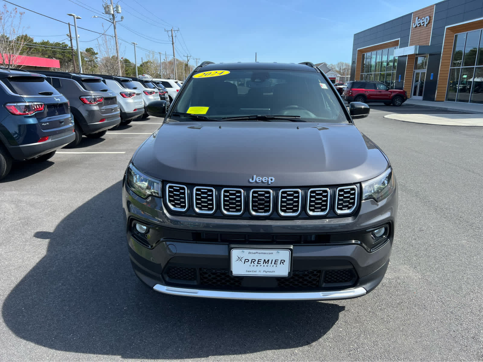2024 Jeep Compass Limited photo 2