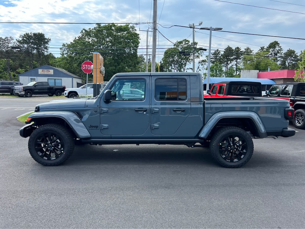 New 2024 Jeep Gladiator Sport S Sport Utility in Anvil Clear Coat For