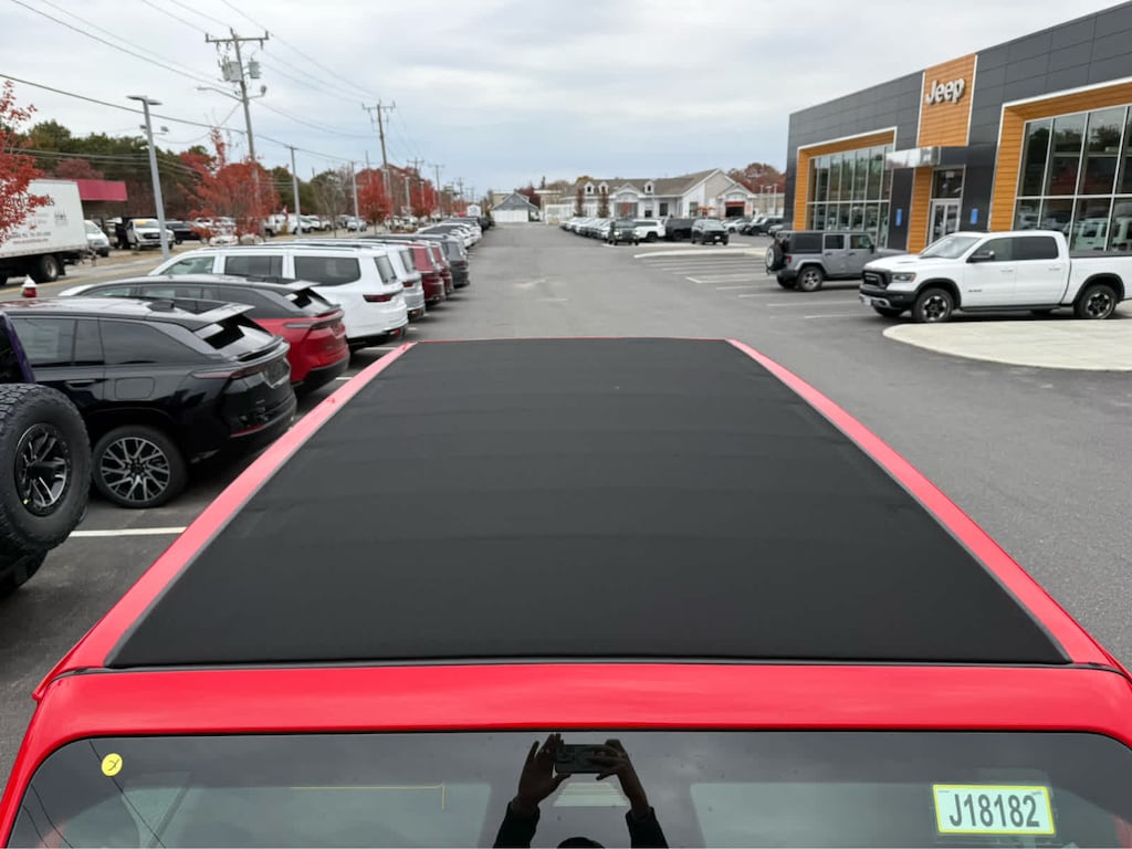 New 2026 Jeep Wrangler 4-DOOR SAHARA Sport Utility