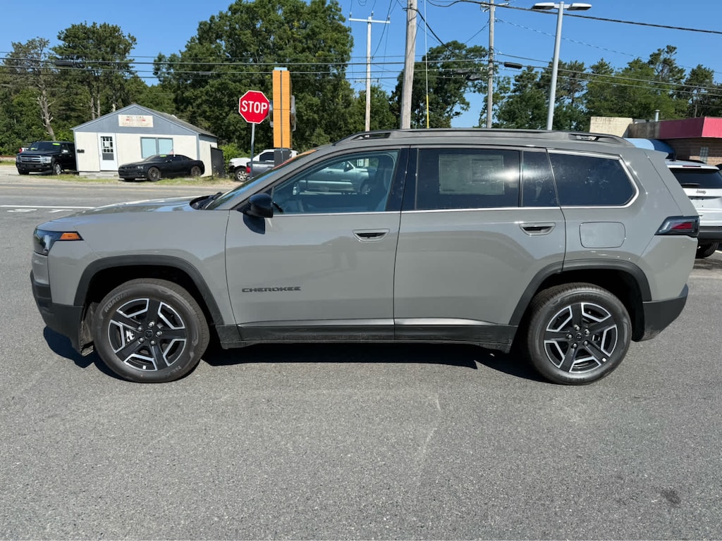 New 2026 Jeep Cherokee LAREDO 4X4 Sport Utility