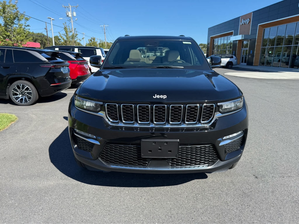 New 2025 Jeep Grand Cherokee LIMITED 4X4 Sport Utility