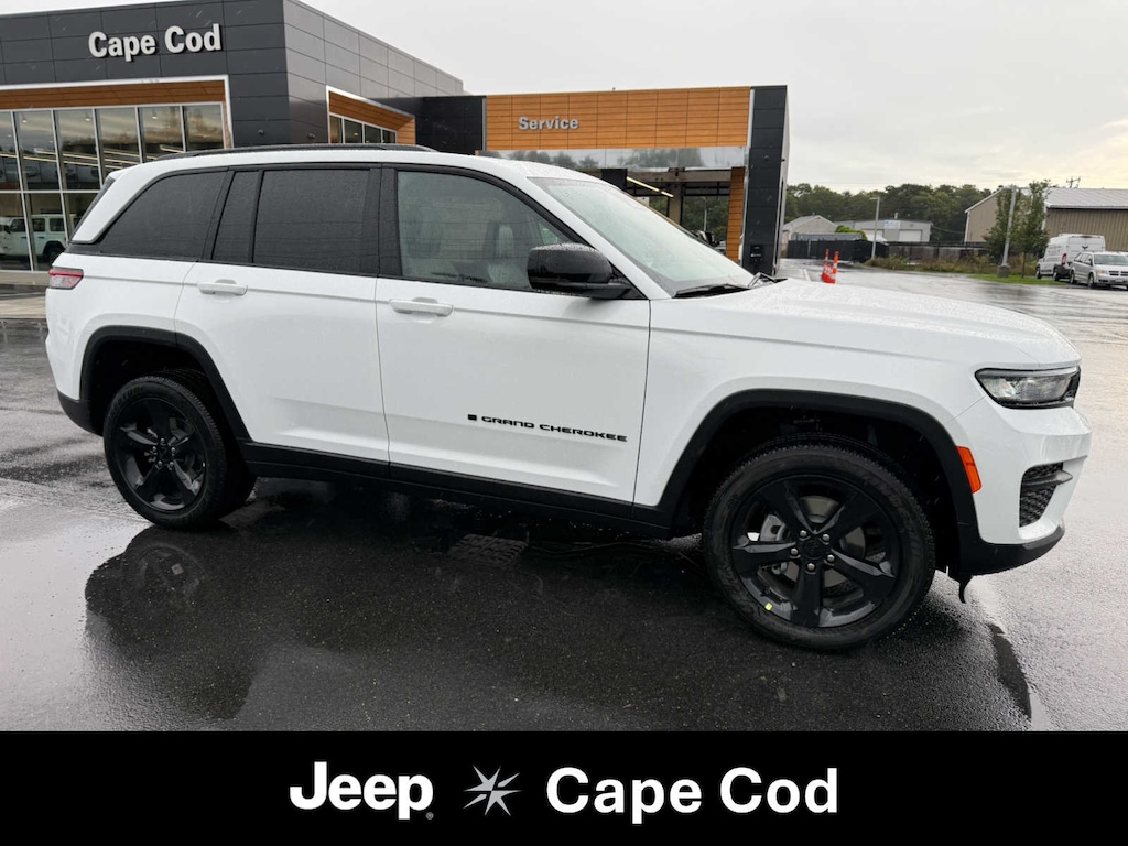 New 2025 Jeep Grand Cherokee ALTITUDE X 4X4 Sport Utility