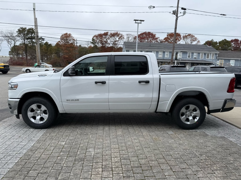 New 2026 Ram 1500 BIG HORN CREW CAB 4X4 5'7 BOX Pickup