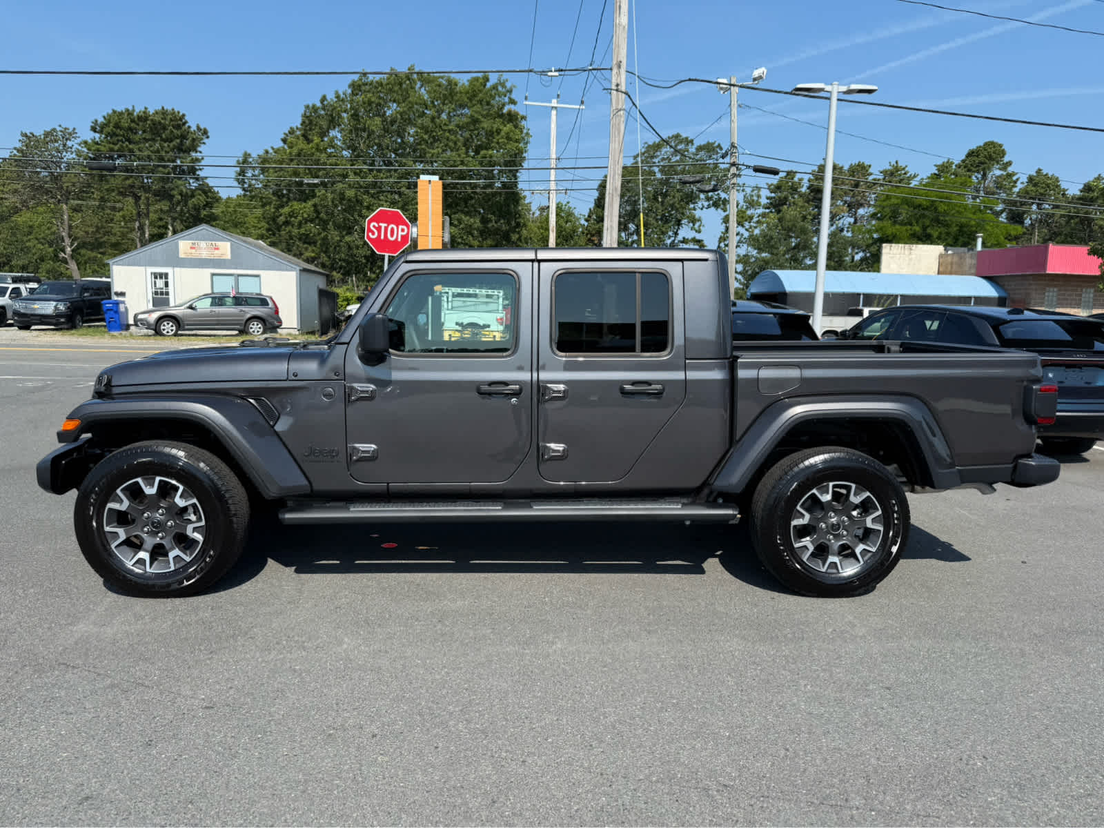 2025 Jeep Gladiator Sport S photo 4