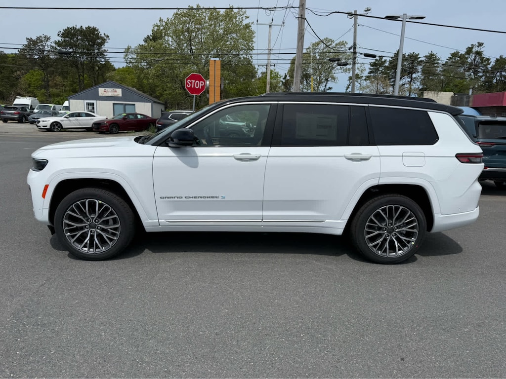 New 2026 Jeep Grand Cherokee L SUMMIT 4X4 Sport Utility