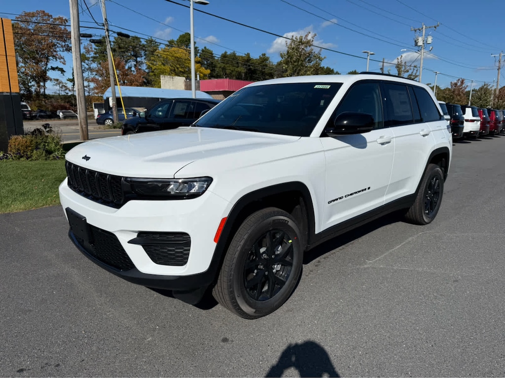New 2025 Jeep Grand Cherokee ALTITUDE X 4X4 Sport Utility