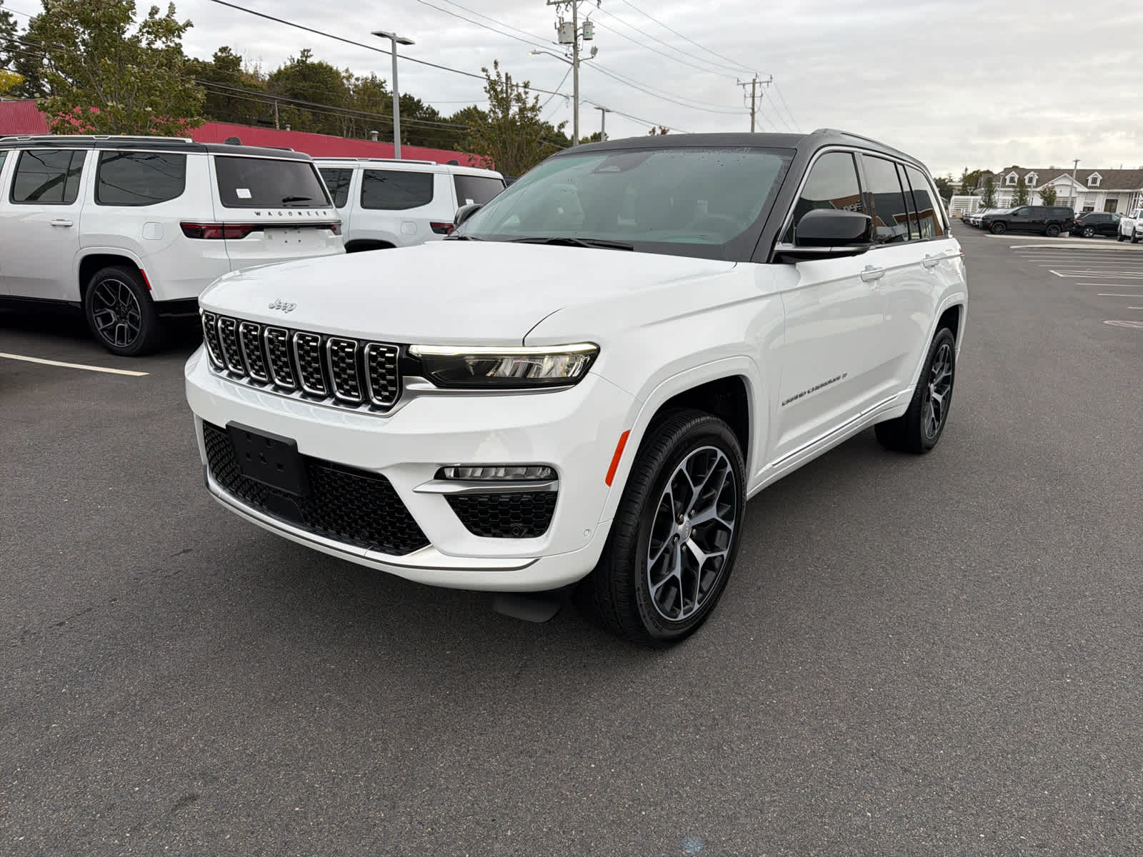 2025 Jeep Grand Cherokee Summit Reserve photo 3