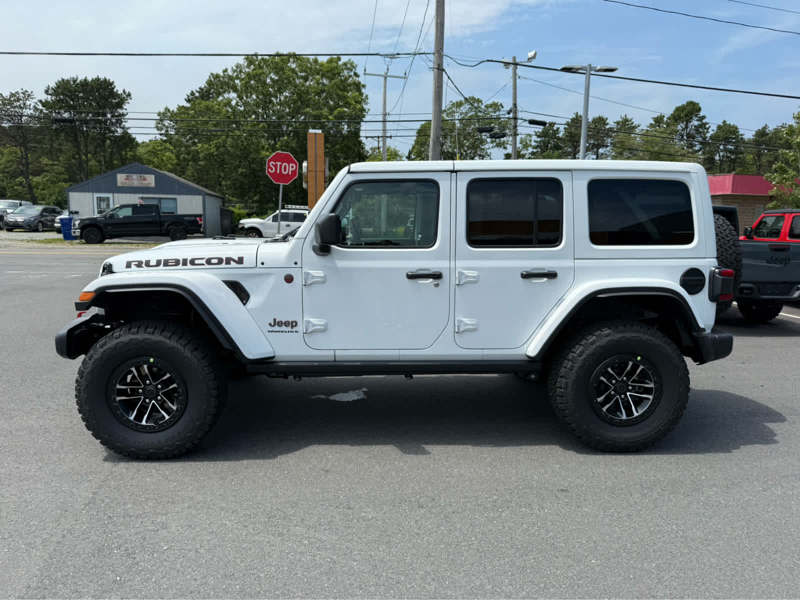 2025 Jeep Wrangler Rubicon photo 4