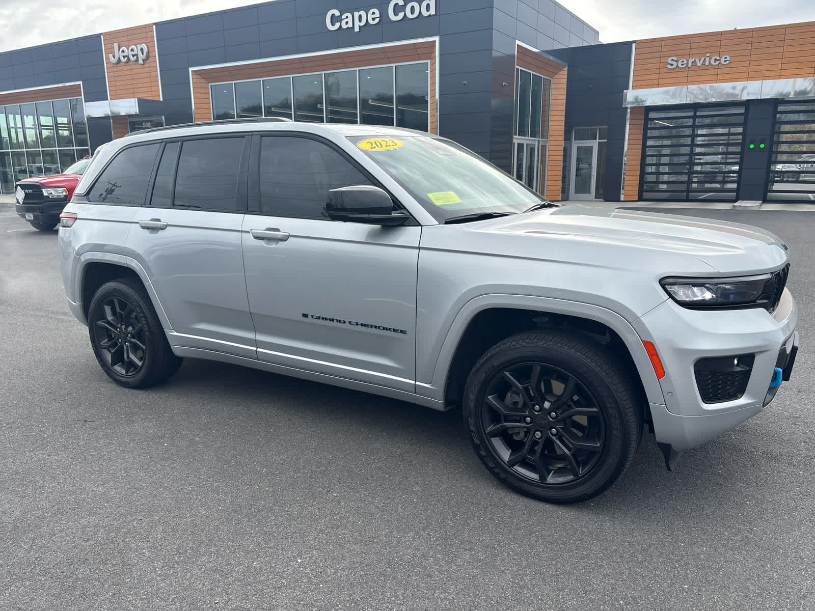 Used Grand Cherokee 4xe | Hyannis, MA