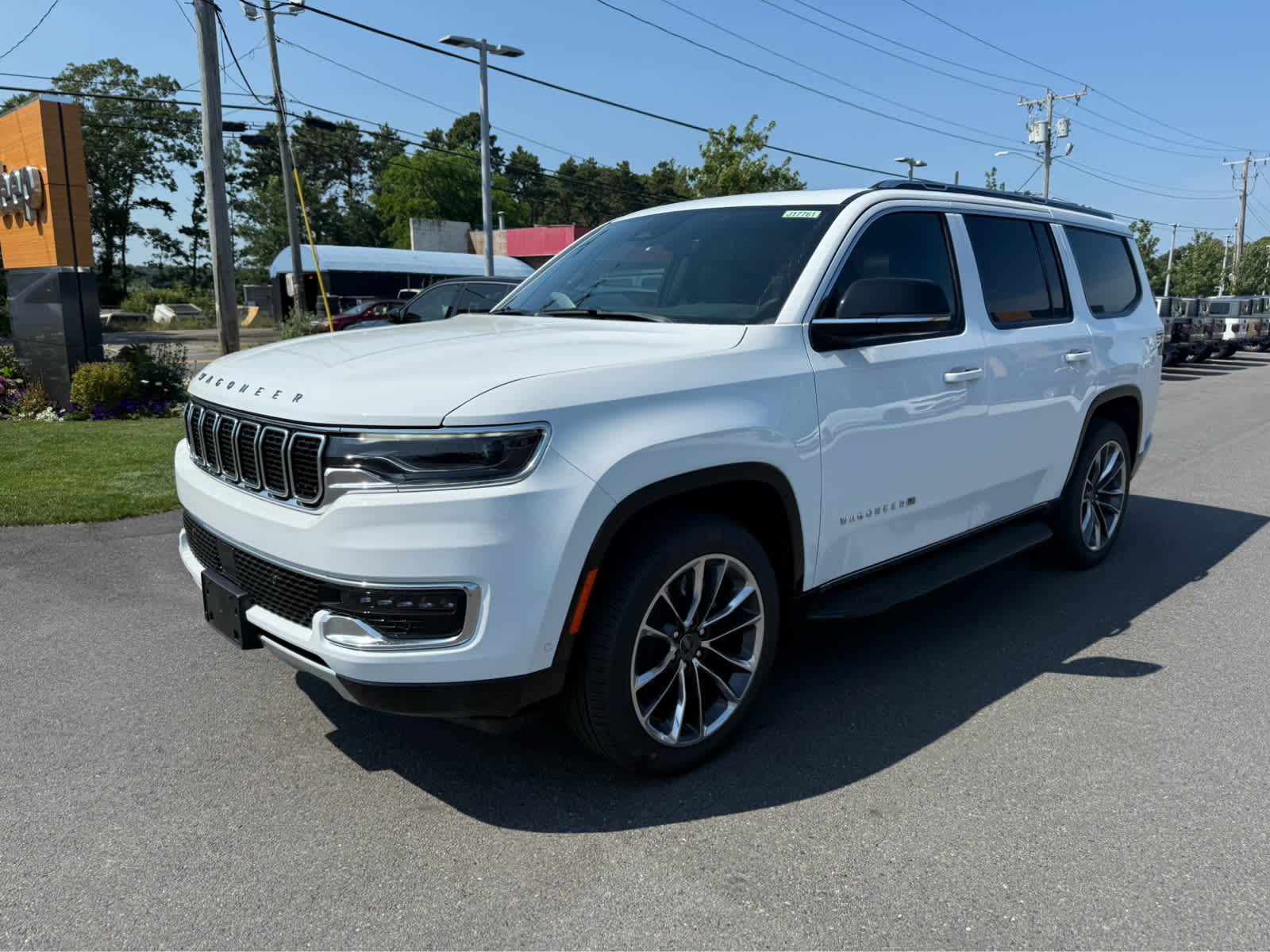 2025 Jeep Wagoneer Series II photo 3