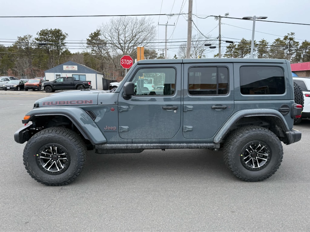 New 2026 Jeep Wrangler 4-DOOR RUBICON Sport Utility