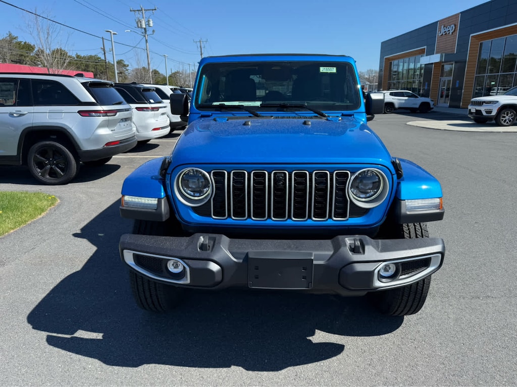 New 2026 Jeep Wrangler 4-DOOR SAHARA Sport Utility