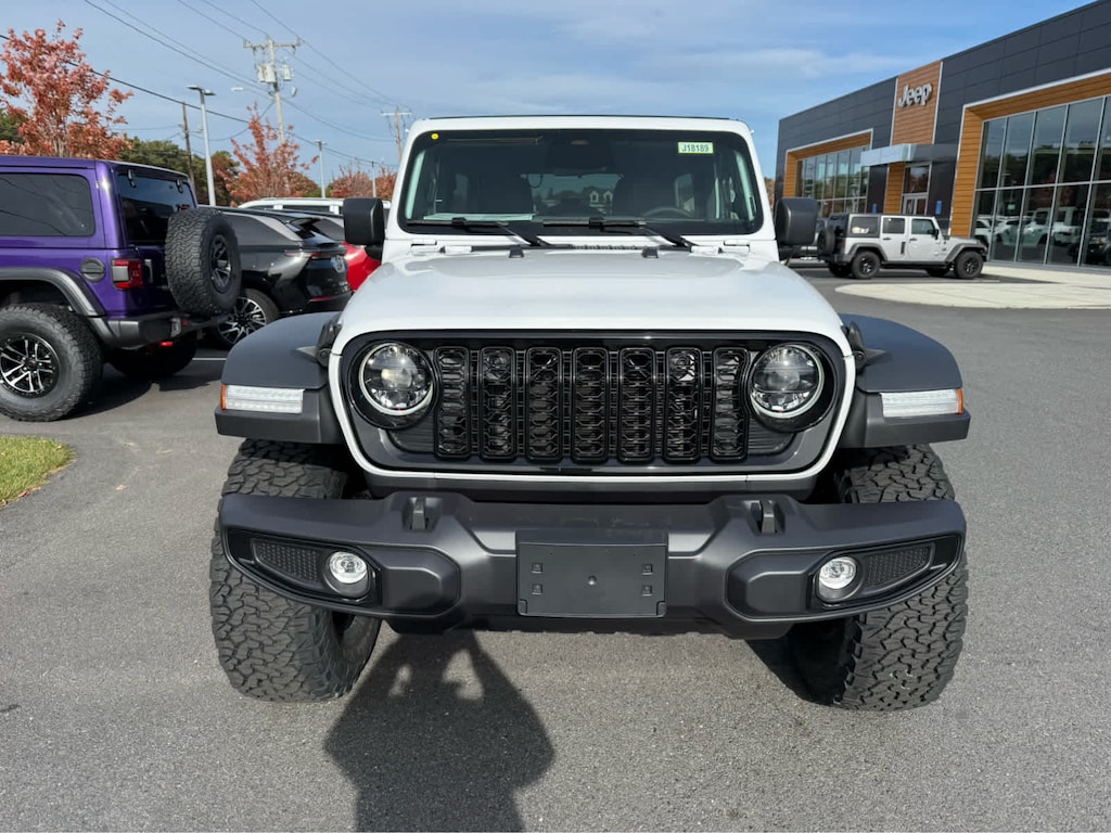 New 2026 Jeep Wrangler 4-DOOR WILLYS Sport Utility