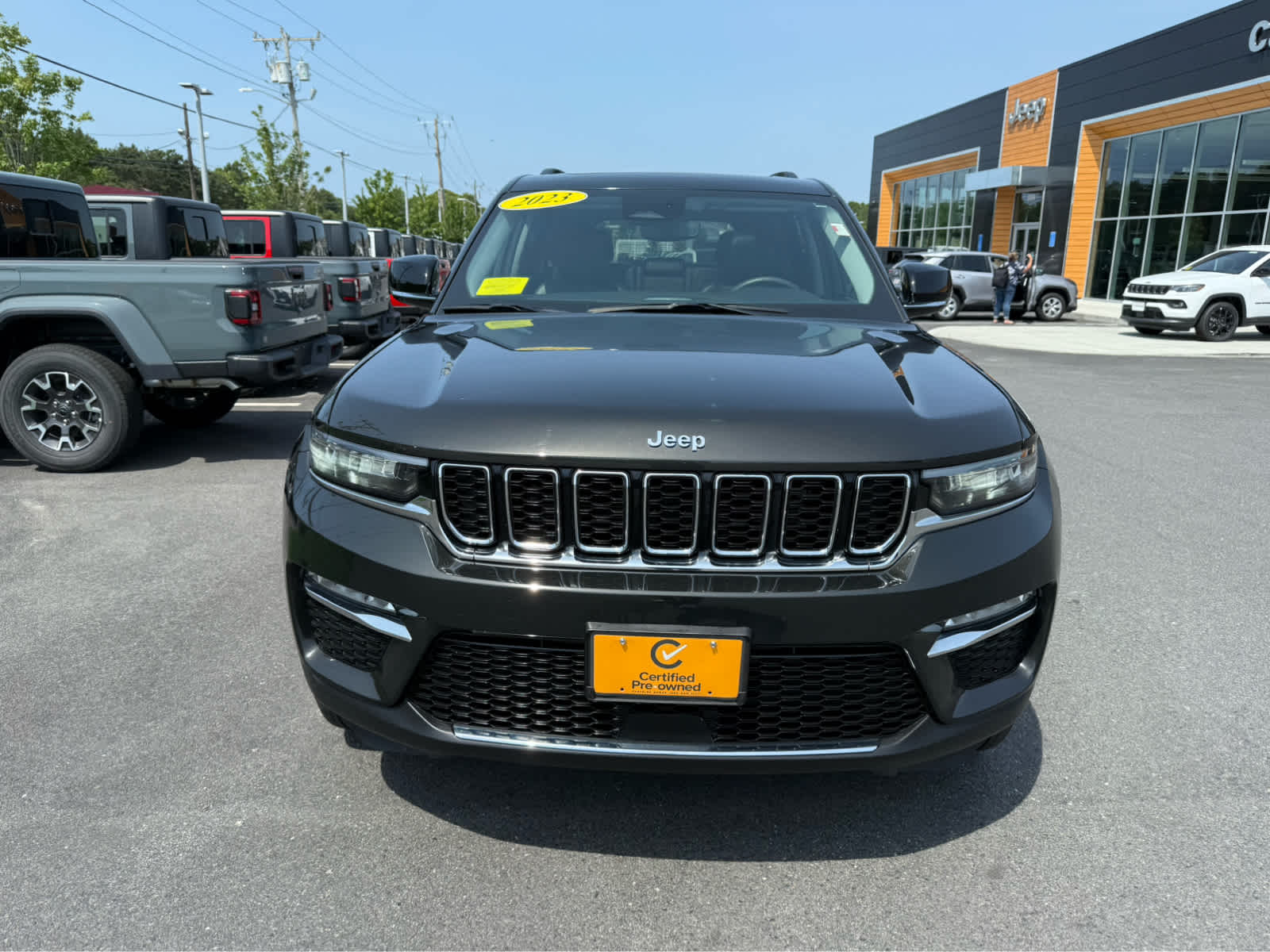 2023 Jeep Cherokee 4xe photo 2